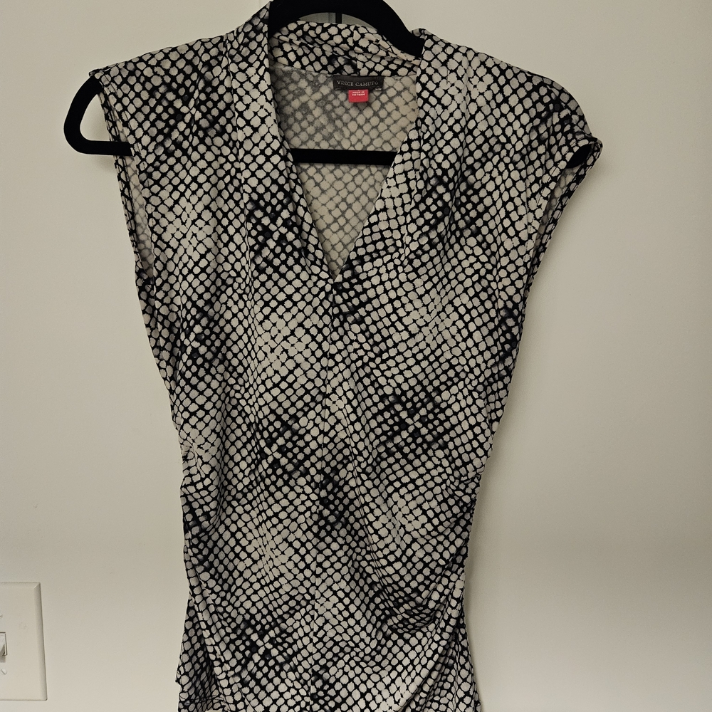 Vince Camuto Black and White Geometric Blouse with Ruched sides